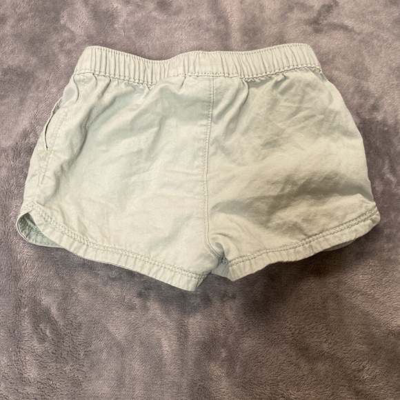 Children’s Place Baby Girls Lot of 2 Shorts - Picture 3 of 5
